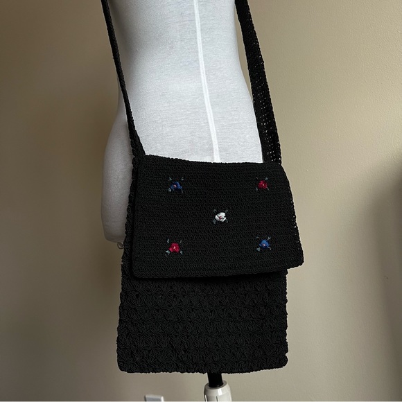 vintage floral embroidered crossbody bag - Picture 9 of 10